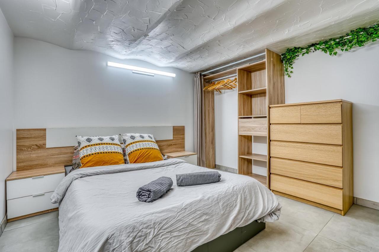 Sous-Sol Amenage 32M2 - Proche Paris Apartment Обервил Екстериор снимка